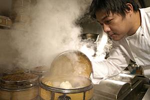 Full steam ahead - a chef working at Pearl Liang