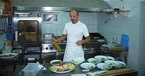 The chef at La Favarotta, where they know how to cook and serve good food